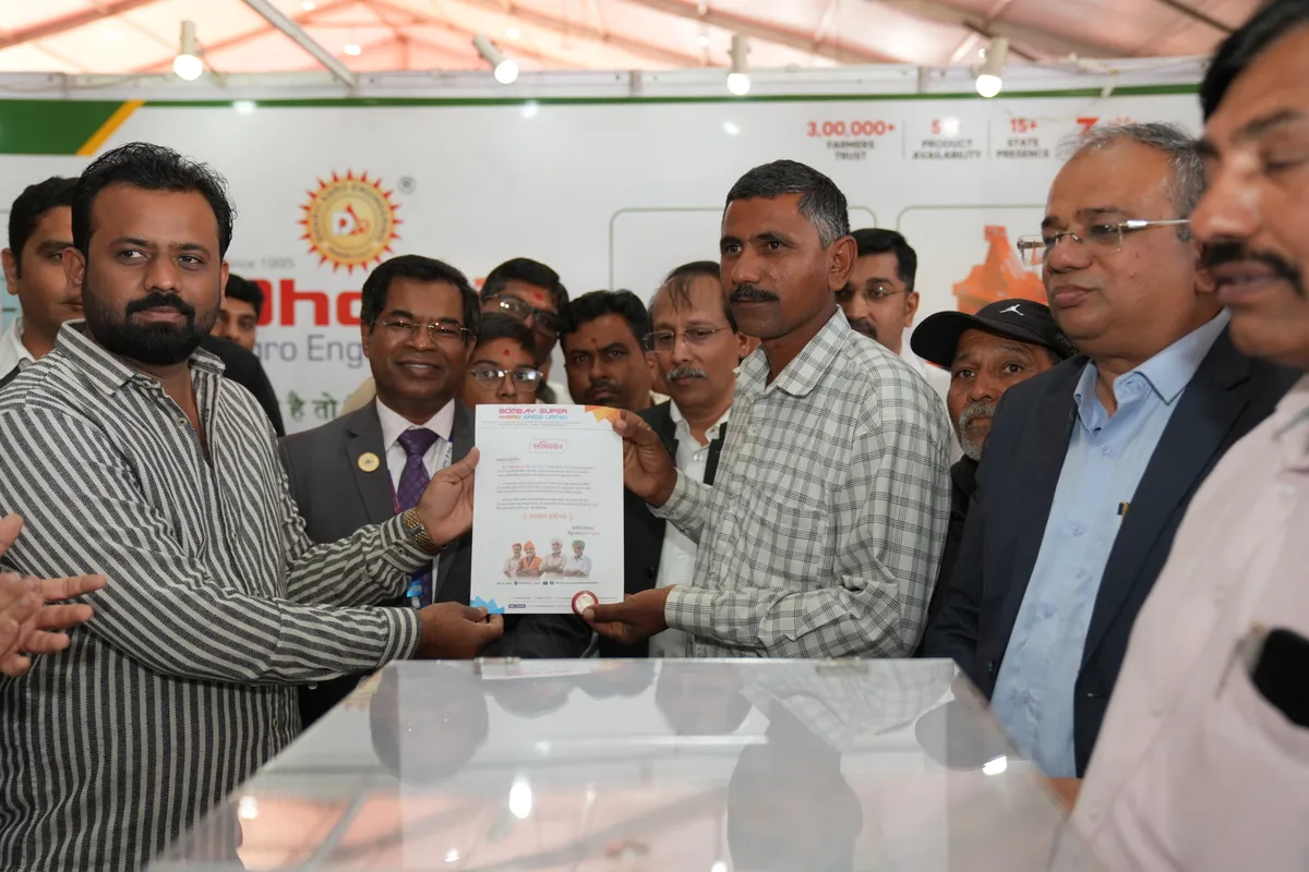 Exhibitor & Visitor Interaction #24