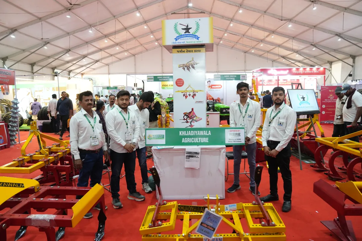 Exhibitor & Visitor Interaction #33